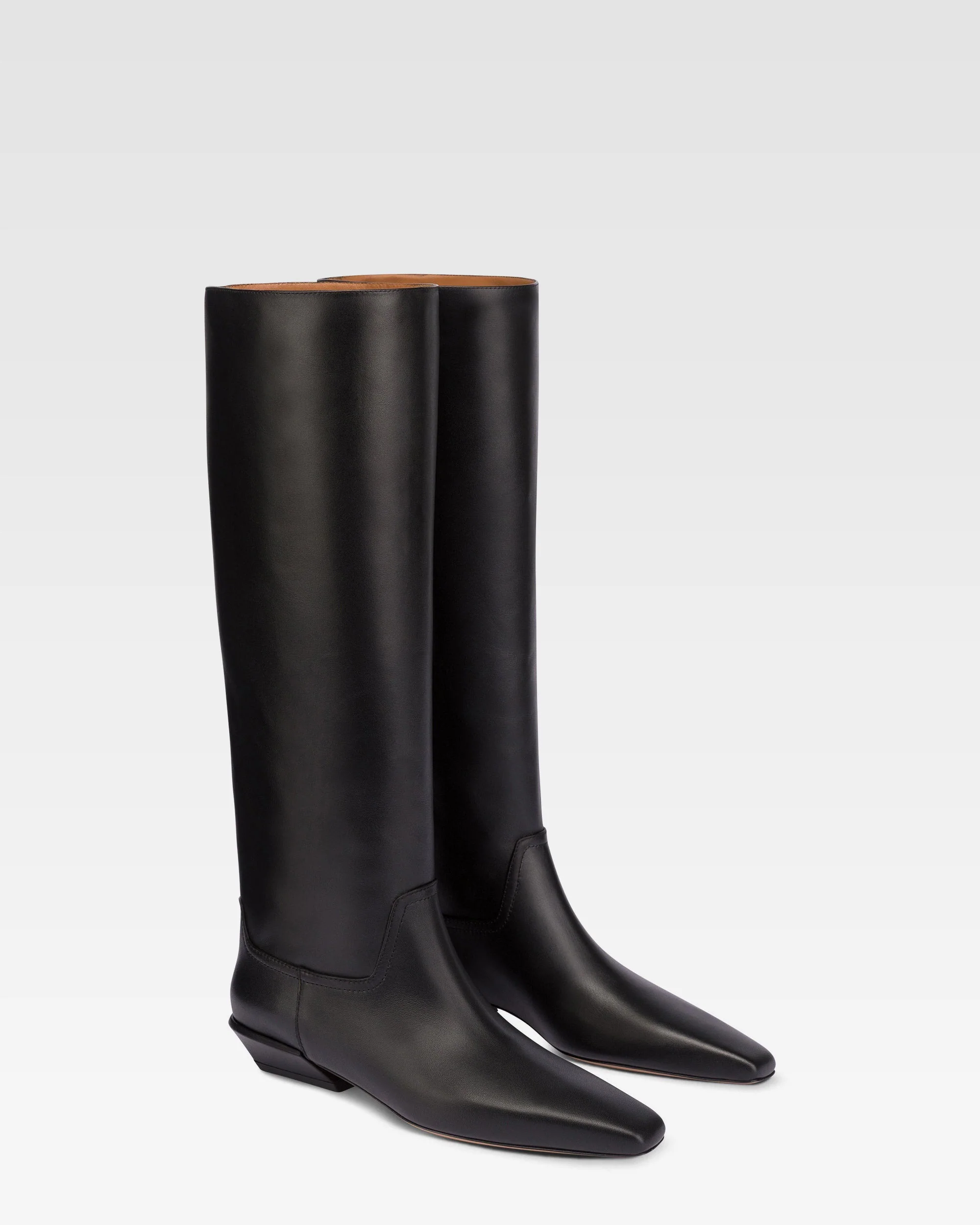 Knee-high boots in smooth black leather - Image 2